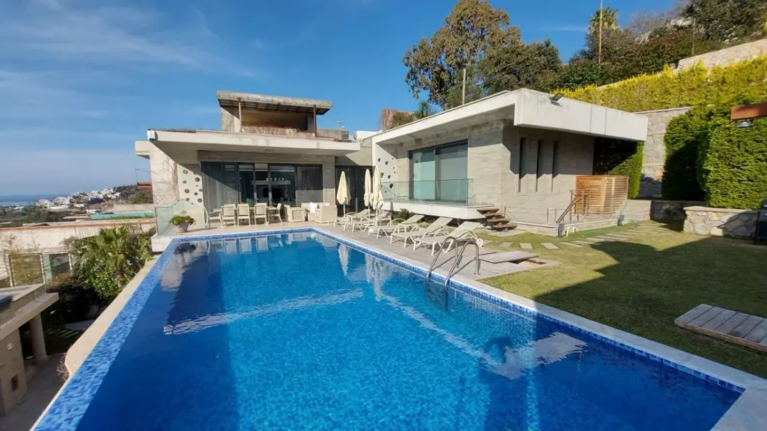 Luxury Villa With Private Pool & Sea View For Sale In Bodrum Yalikavak