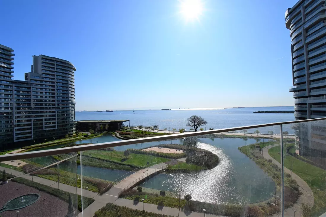Panoramic Sea View Luxurious Apartment next to Ataköy Marina