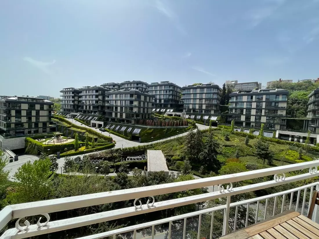 3+1 Apartment with Open View in Beşiktaş