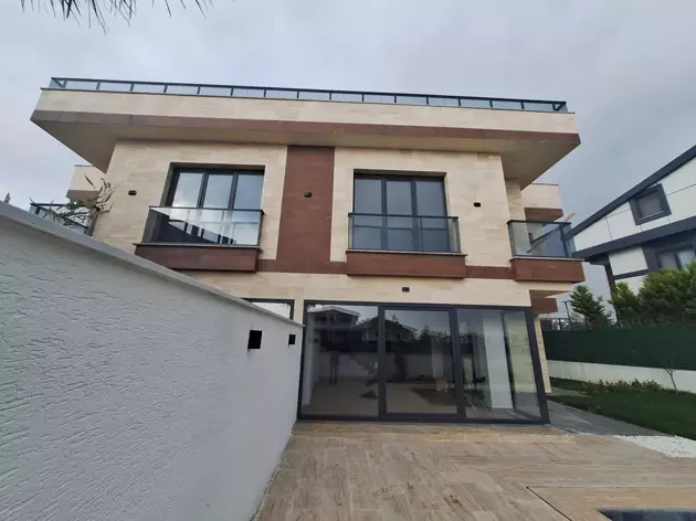 Brand New Detached Villa with Private Pool