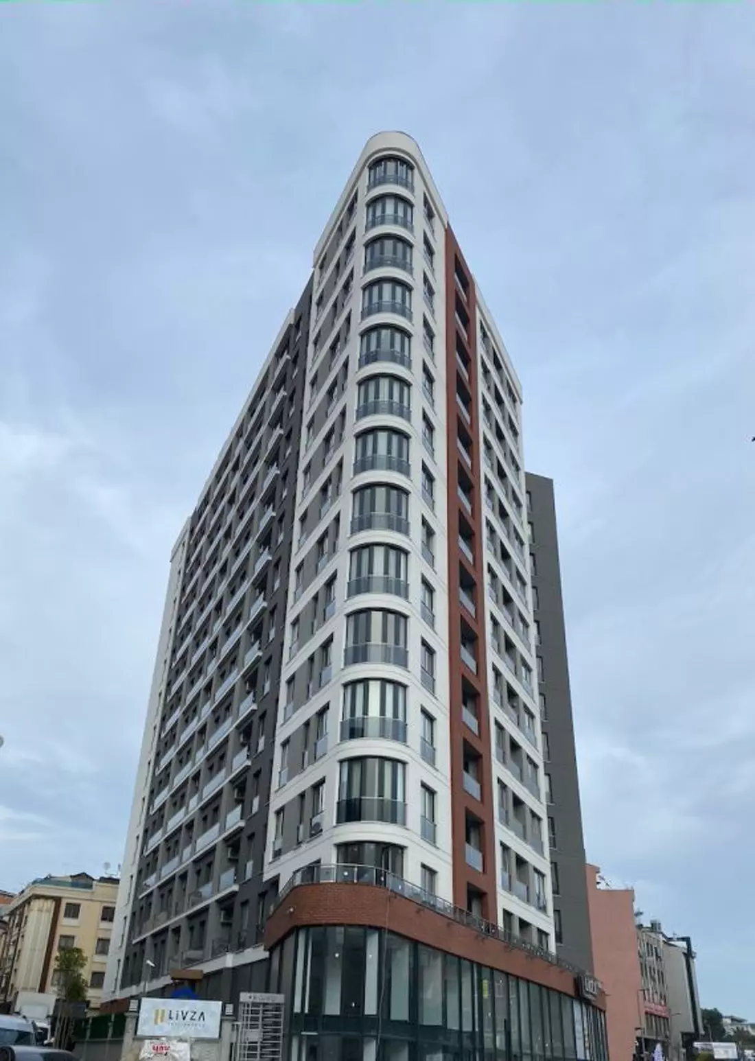 Modern and Comfortable Apartments on Central Location Near Metro & Marmaray in Zeytinburnu