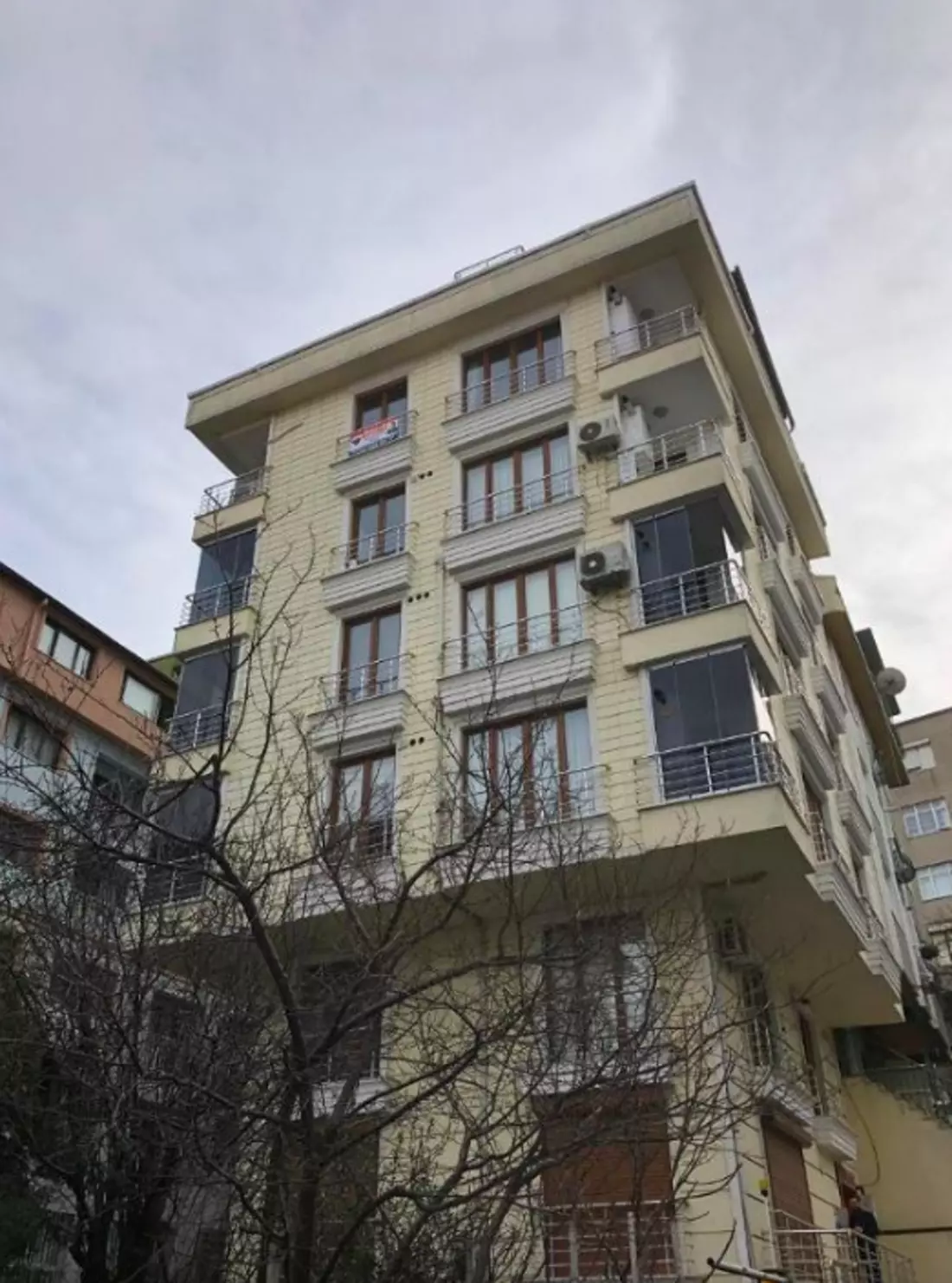 Furnished And Central Location & Parking Lot in Besiktas