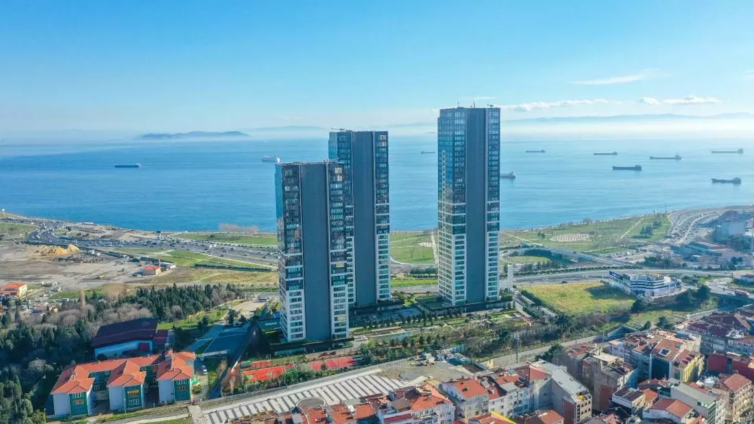 Penthouse Concept Peaceful Sea View Duplexes in Decent Location Zeytinburnu